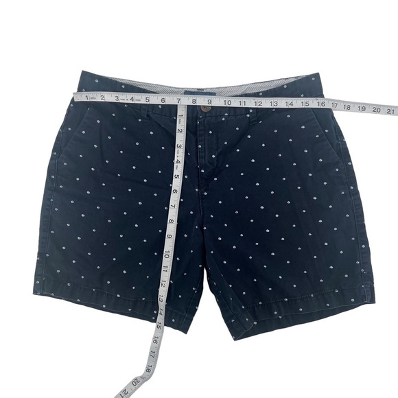 Old Navy Blue White Polka Dot Everyday Chino Shorts Size 8 Women’s - Picture 5 of 5